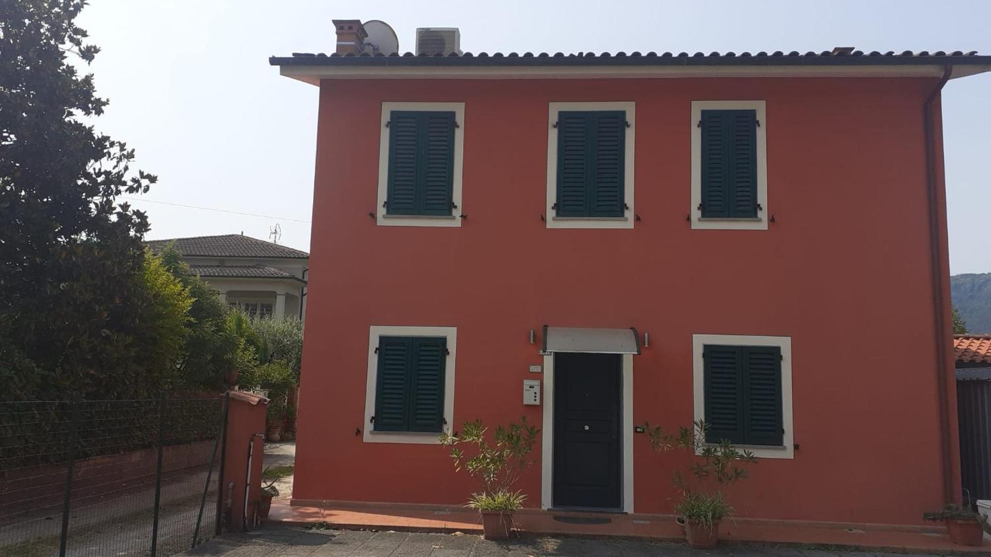 La Casa Delle Buone Letture Villa Lucca Exterior photo